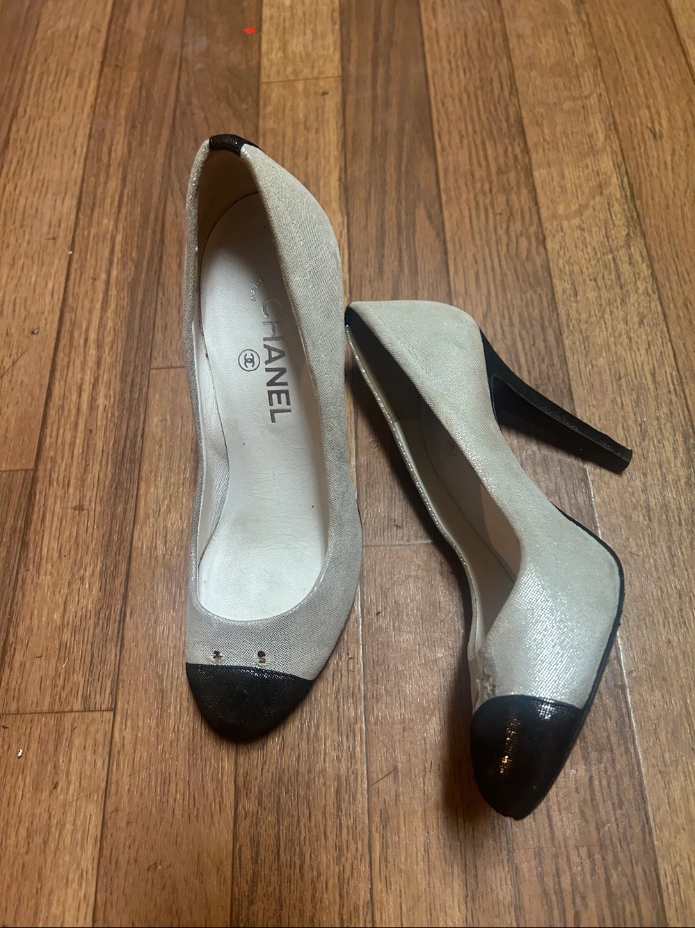 CHANEL Beige Canvas Pumps with Black Cap Toe - Picture 7 of 7